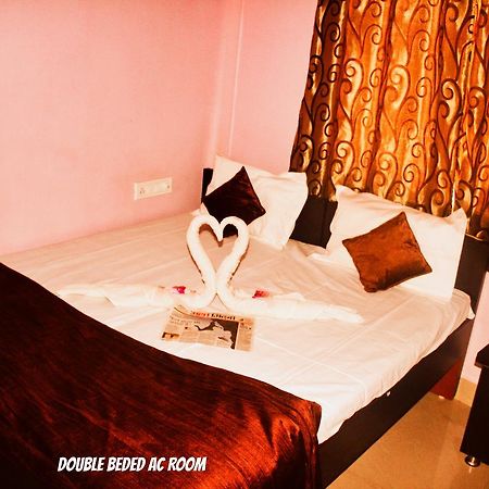 Mansarovar Guest House ウッジャイン エクステリア 写真