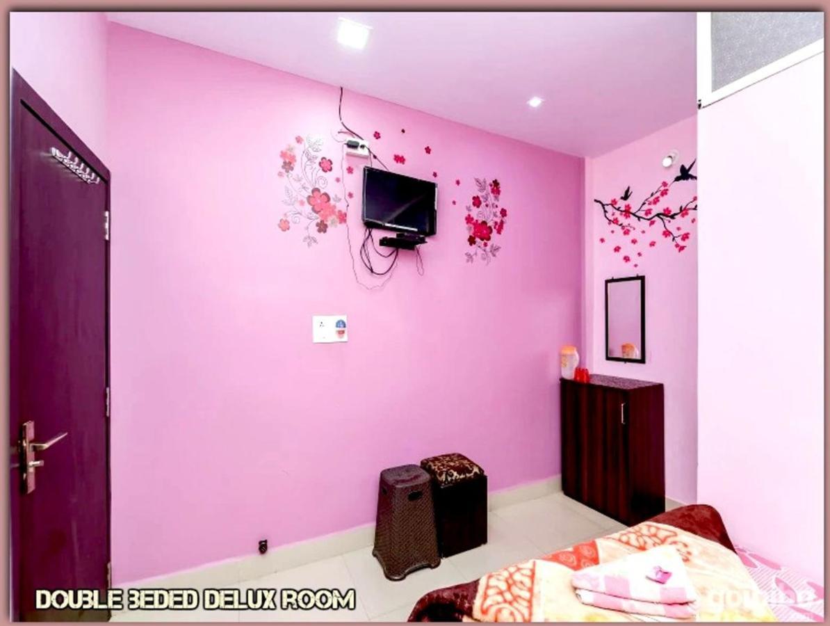 Mansarovar Guest House ウッジャイン エクステリア 写真