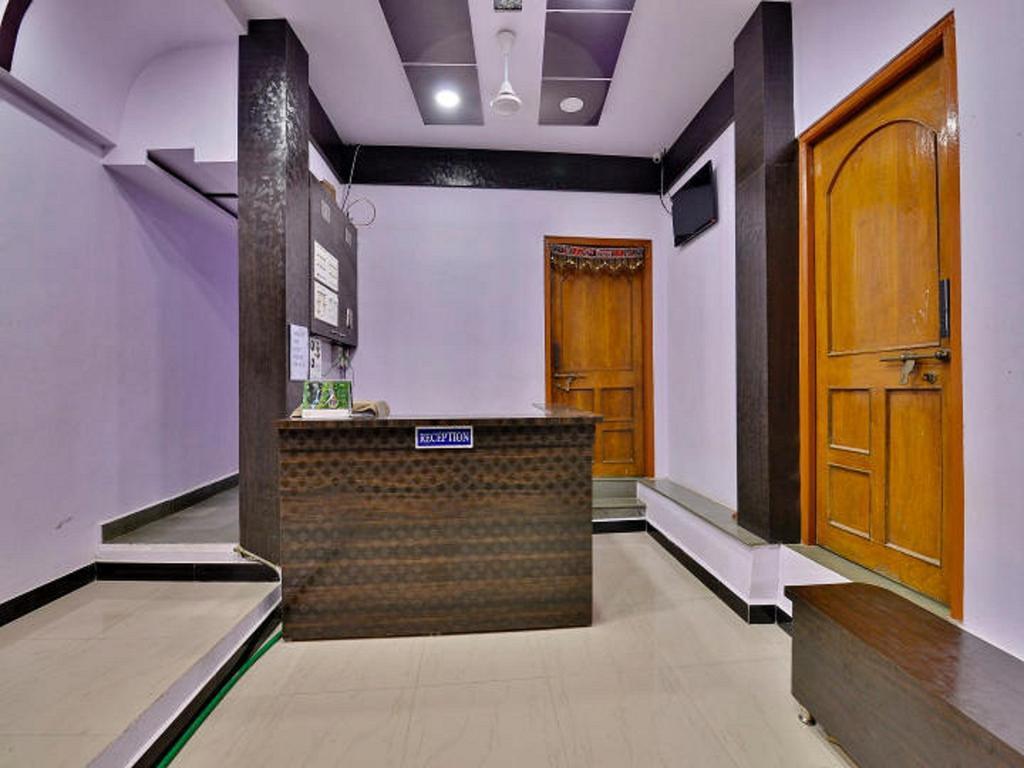 Mansarovar Guest House ウッジャイン エクステリア 写真