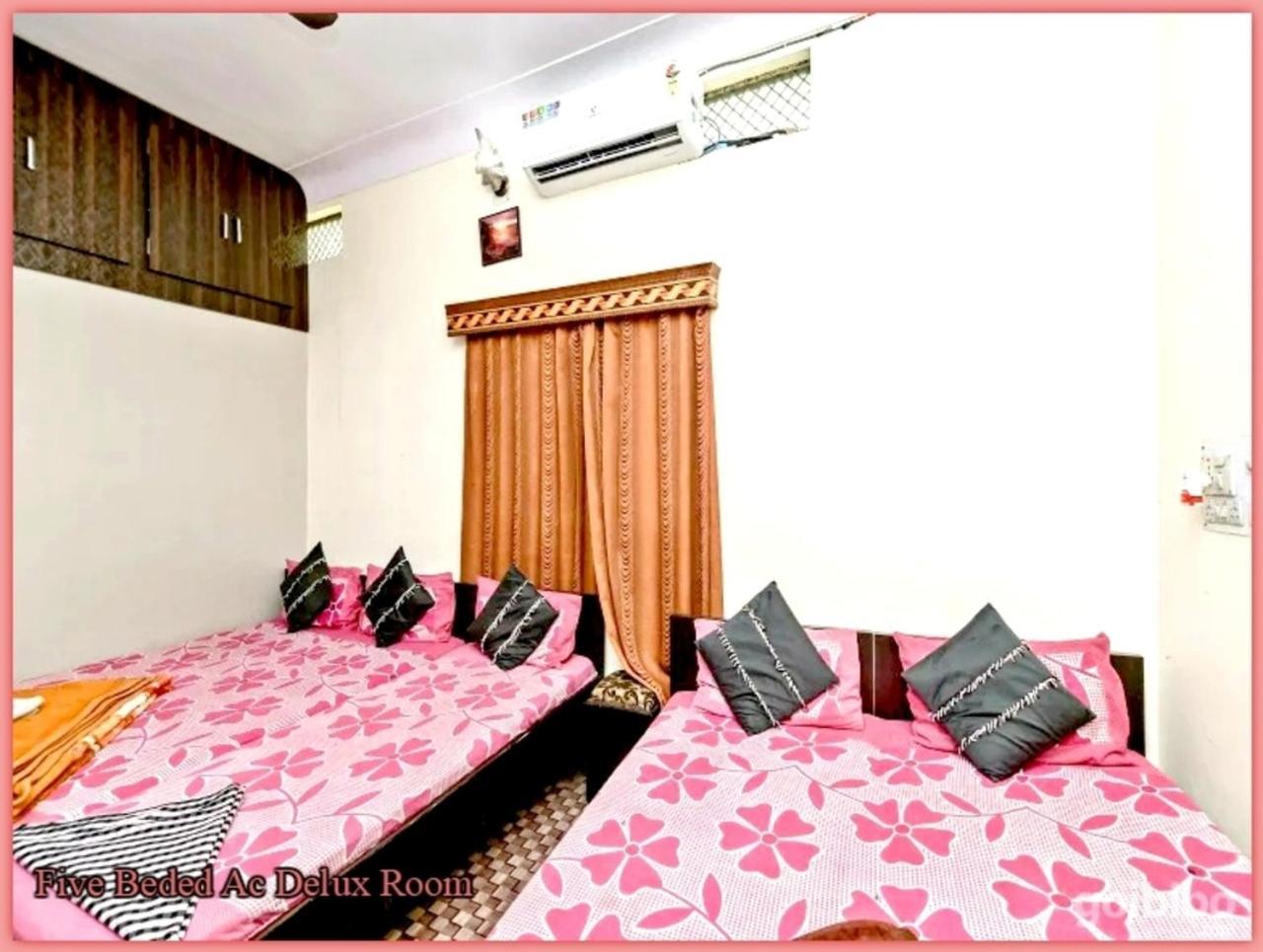 Mansarovar Guest House ウッジャイン エクステリア 写真